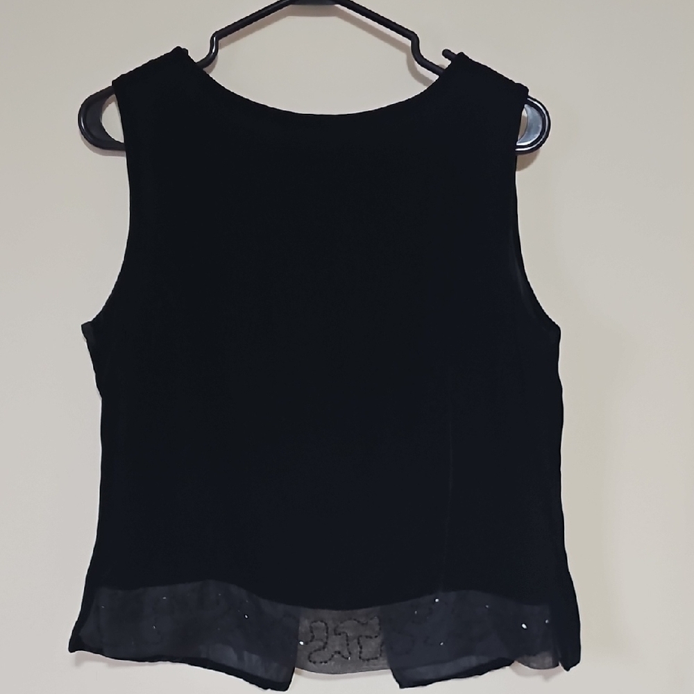 SilkLand Sleeveless Top